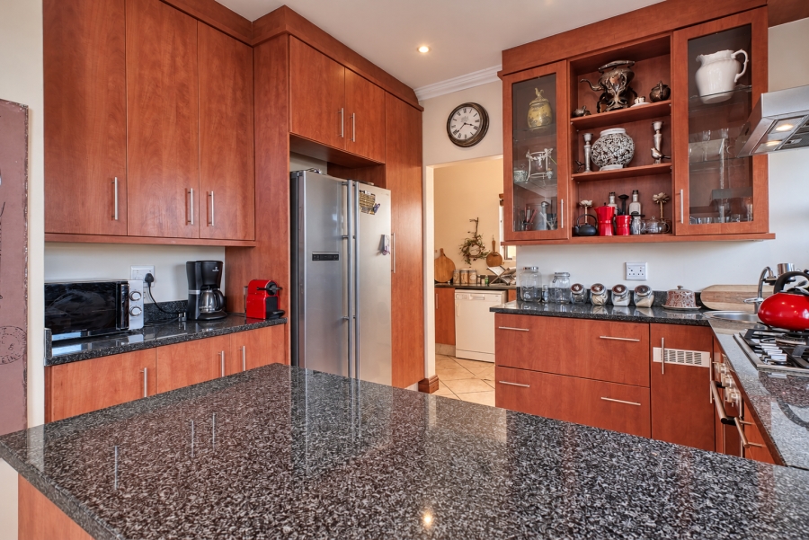 3 Bedroom Property for Sale in Lovemore Park Eastern Cape